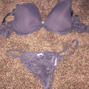 Victoria’s Secret Dream Angels set: 34DD/Med